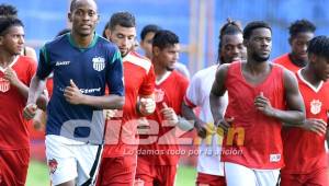 Los dos jugadores trinitarios se muestran ansiosos de poder debutar en el futbol hondureño.