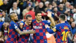 Barcelona le pasó por encima al Alavés por la Liga de España en el Camp Nou. FOTOS: AFP