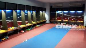 Este camerino remodelado por el Olimpia lo usarán los jugadores del Real España.