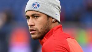 Neymar espera levantar la Liga de Campeones con el PSG.
