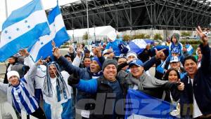 Los aficionados hondureños ya se tomaron el Avaya Stadium horas antes del duelo Estados Unidos-Honduras.