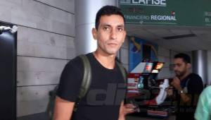 Cristian Maidana en su llegada al aeropuerto Toncontín de Tegucigalpa.
