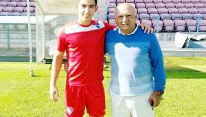 Jonathan Rubio junto a Néstor Matamala, su primer entrenador en Honduras.