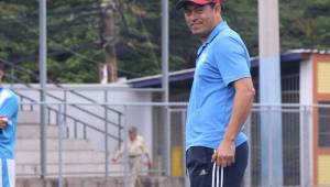Reynaldo Tilguath sigue sin terminar sus cursos de entrenador.
