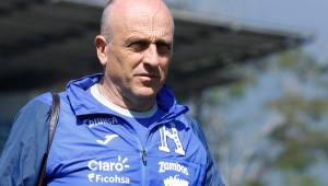El entrenador de la Selección de Honduras, Fabián Coito, está en Uruguay esperando un vuelo para regresar y comenzar a trabajar con la Bicolor.