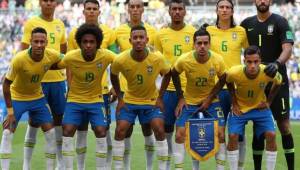 Tite el entrenador de Brasil no se guardará nada y hoy dio a conocer su convocatoria donde figuran los nombres de Neymar y Coutinho.