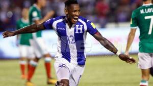 Romell Quioto hizo el tercer gol de Honduras ante México y con ello Honduras clasificó al repechaje. Foto Delmer Martínez