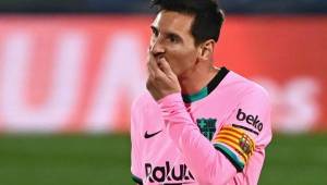Messi amagó con marcharse del Barcelona y su contrato vence en junio del 2021.