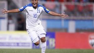 Alex López anotó uno de los goles en el triunfo de Honduras en casa ante Trinidad y Tobago.