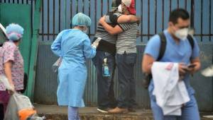 Los hondureños han sido golpeados por la pandemia del coronavirus que lleva cuatro meses y ya más de mil personas han perdido la vida.