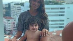 Antonela Rocuzzo ha sido protagonista en los medios internacionales tras defender a su hijo Ciro Messi, de unas burlas en redes sociales.