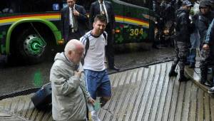 Lionel Messi se mostró tranquilo pese a estar castigado.