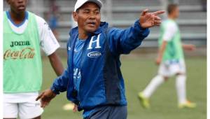 El técnico hondureño José Valladares, espera demostrar su capacidad en la Liga de Ascenso y lograr ascender al Gimnástico FC.