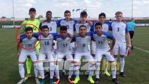 El hondureño Paolo Belloni jugando este martes con la Selección de Estados Unidos en un partido amistoso jugado en Eslovaquia. Foto cortesía
