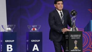 Diego Maradona fue el invitado especial en la gala del sorteo del Mundial de Corea del Sur Sub 20.
