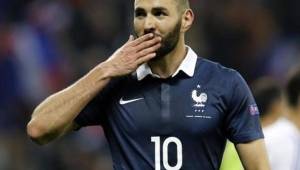 Karim Benzema ha pedido que lo dejen jugar con otra selección, luego que le volvieran a cerrar las puertas en Francia.