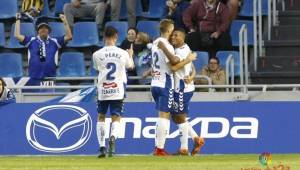 Bryan Acosta puso a celebrar a la afición del Tenerife. Foto cortesía La Liga 123