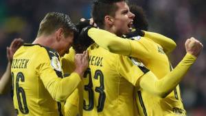 El Borussia Dortmund hizo un partidazo y de visita venció al Bayern Munich y se clasificó a la final de la copa de Alemania.
