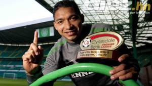 El hondureño Emilio Izaguirre cuando fue premiado como el mejor jugador de la Liga de Escocia en la temporada 2010-2011, su primera en este país.