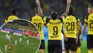 Alcácer puso el tercer tanto en el marcador en su primer partido con el Dortmund.