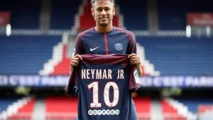 Neymar reclamará los 26 millones que el club debía depositarle.