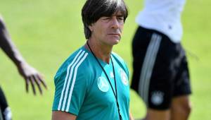 El entrenador alemán Joachim Löw, dice que por ahora no le interesa dirigir al Real Madrid luego que fuese mencionado como candidato de sustituir a Zidane.