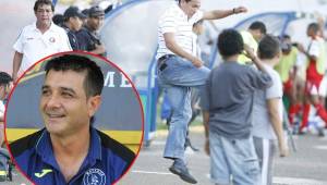 Nahún Espinoza vive con intensidad los partidos en el banco. Así fue como se enojó en 2006 en su primera etapa en Olimpia. Ahora quiere enfrentar al Motagua.
