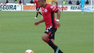 Michaell Chirinos ha sido titular en los dos partidos de Lobos BUAP en la Liga mexicana.