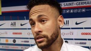 Neymar dice que no le importa lo que la afición del PSG diga; él se quiere ir de Francia.