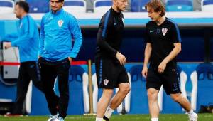 Zalko Dalic, entrenador de Croacia, ya tiene un plan para enfrentar a Argentina y anular a Messi. Modric y Rakitic entrarán en acción. Foto AFP