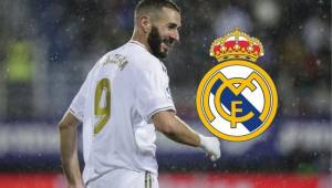 En el Real Madrid están encantados con Karim Benzema y es por ello que le ha renovado su contrato.