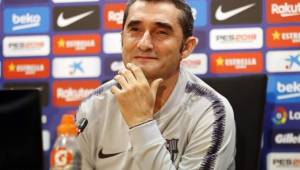 Valverde en la rueda de prensa anunciando que Wagué podrá jugar con el primer equipo.