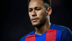 Neymar fue finalista en la gala del Balón de Oro 2015 ganado por Lionel Messi, Cristiano termino segundo y el brasileño en el tercer lugar.