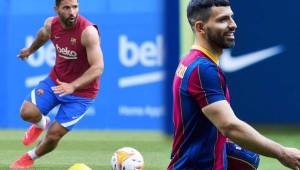 Barcelona desvela el tiempo de baja que estará su nuevo jugador Sergio 'Kun' Agüero por una lesión sufrida entrenando.