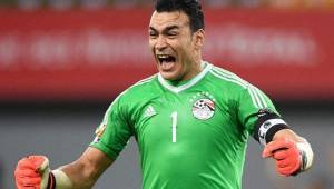 Essam El-Hadary llegaría al mundial Rusia 2018 con 45 años, el récord lo tenía Faryd Mondragón con 43 años.