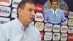 Jorge Salomón, presidente de Fenafuth, detalló cuánto se le adeuda al técnico Jorge Luis Pinto. Foto DIEZ