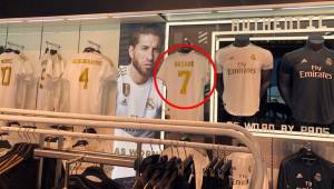 Eden Hazard hace ilusionar a los aficionados del Real Madrid y así se vería su nueva camiseta.
