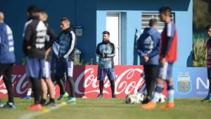 Lionel Messi fue la sorpresa en el entrenamiento de la selección de Argentina en Ezeiza.