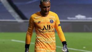 Keylor Navas tiene coronavirus junto a otros cinco futbolistas del PSG.