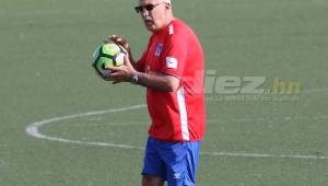 Keossién debutó como técnico del Olimpia con un triunfo ante Real España.