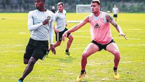 El delantero hondureño Bryan Róchez se encuentra entrenando con el Atlanta United de la MLS, dice que solo espera la oportunidad del Tata Martino.