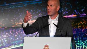 Zinedine Zidane habló en la rueda de prensa en su presentación como DT del Real Madrid.