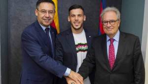 Bartomeu, presidente del Barcelona, hizo oficial la renovación del contrato de Carles Pérez.