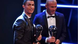 Cristiano Ronaldo se llevó el premio The Best por segundo año consecutivo. Zidane fue elegido mejor entrenador. Foto AFP