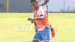 Durante todo el entrenamiento de esta mañana Carlo Coslty se mostró sonriente. FOTO: Delmer Martinez