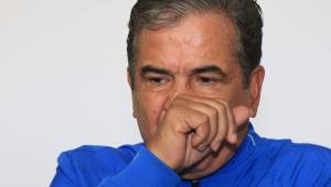 El entrenador Jorge Luis Pinto reconoce que se equivoó en algunos jugadores a los que le dio la confianza y le fallaron. Habla del cambio generacional en Honduras.