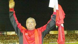 Roberto 'Macho' Figueroa fue goleador de la Selección de Honduras hasta inicios del 2000 que fue superado por Carlos Pavón. Foto cortesía
