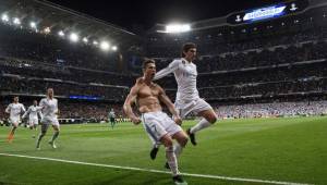 Real Madrid avanza a semifinales y ya piensa en el tricampeonato de la Champions League.