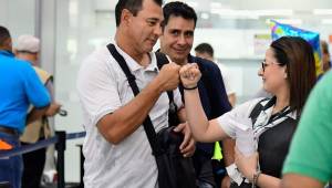 Mauricio Tapia, entrenador de Comunicaciones de Guatemala cuando llegaba a San Pedro Sula. Fotos Moisés Valenzuela