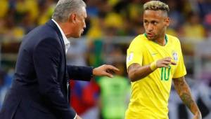 Tite no tuvo piedad y así criticó a Neymar cuando jugaba en el Santos de Brasil.